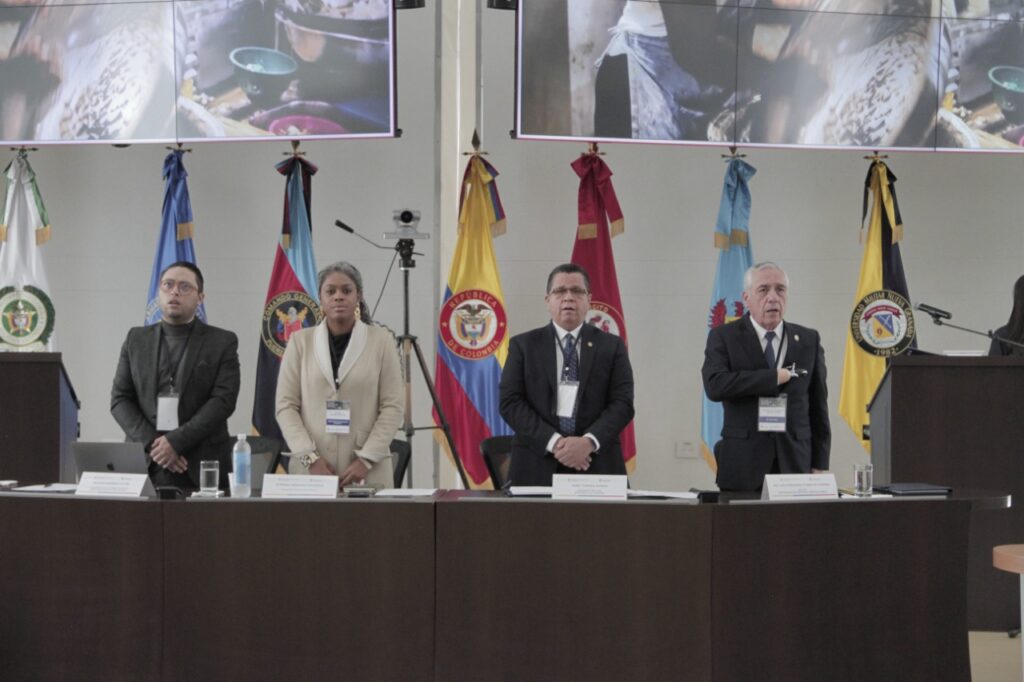 Imagen muestra aspecto de la reunión del Consejo Nacional de Rectores del SUE.