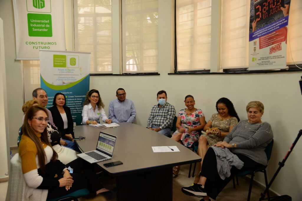 Imagen de la reunión del Consultorio Jurídico y Centro de Conciliación en la sede UIS Bucarica