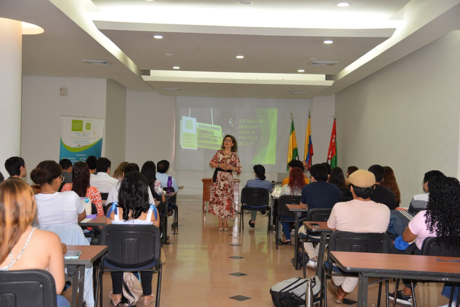 DIRECTORA DEL CONSULTORIO EN INDUCCION