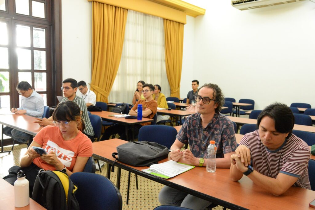 Estudiantes, egresados y profesores participan del III Encuentro Regional de Semilleros