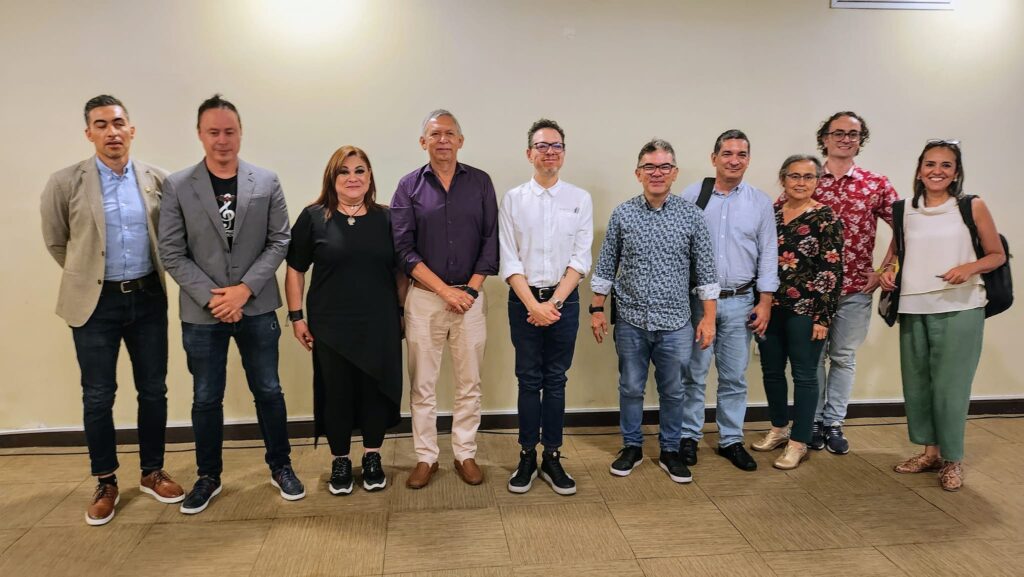 El ministro de la Cultura, las Artes y los Saberes, Juan David Correa, se reunió con el rector Hernán Porras y un equipo de profesores y profesionales de la UIS,
