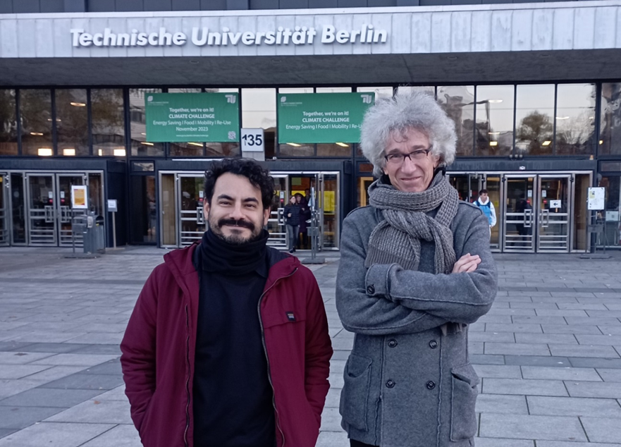 El profesor UIS Juan Manuel Rey (izquierda) junto al profesor Jörg Raisch (derecha), director del Grupo de Sistemas de Control de TU Berlín. 