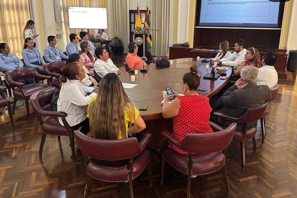 Imagen de la reunión del Consejo Departamental de Archivos de Santander