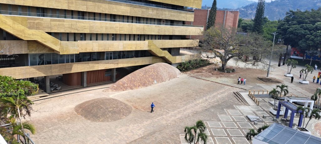 Aspecto del nuevo lugar del Planetario en inmediaciones del nuevo edifico de Ciencias Humanas 2