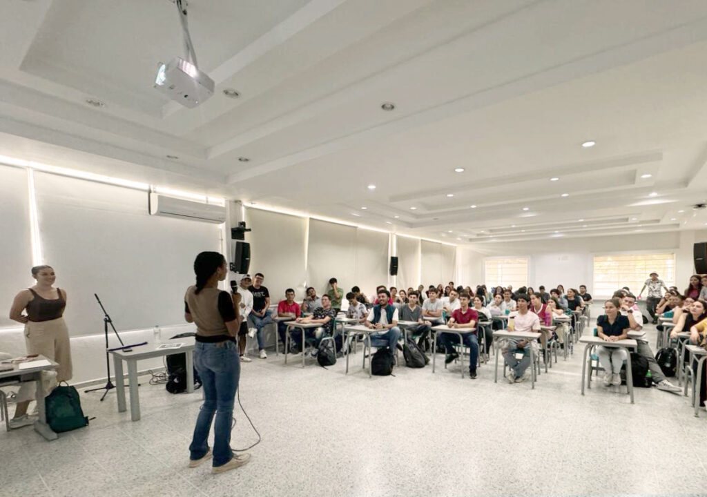 Estudiantes del Instituto de Lenguas UIS 