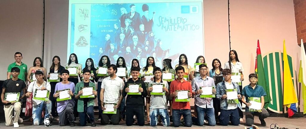 Estudiantes de 10 y 11 grado participaron en el Club Semillero Matemático EULER.