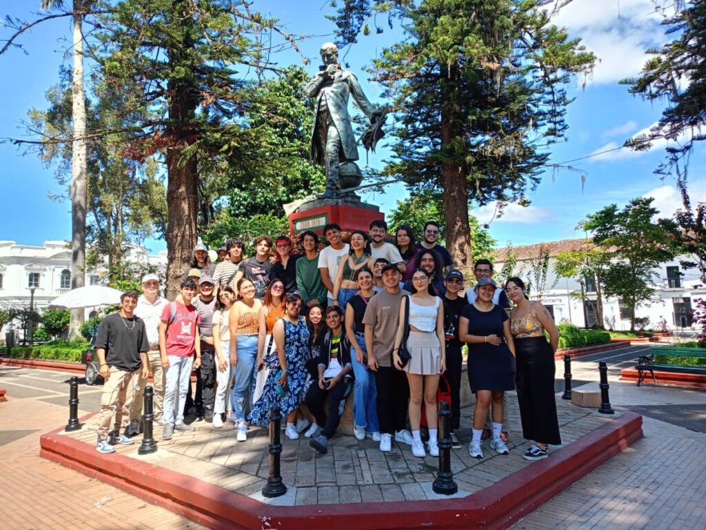 Estudiantes de Historia visitaron las comunidades Yanacuna, Kokonukos y Misak en el Cauca