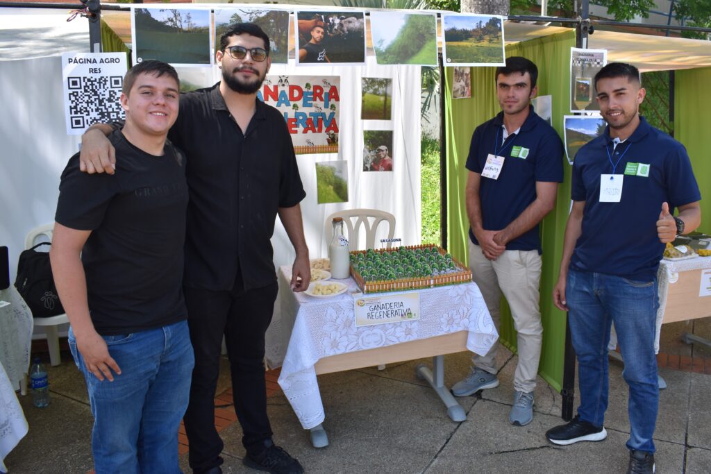 Emprendedores en la versión número 40 del Evento Científico Emprendedores la Sede UIS Socorro