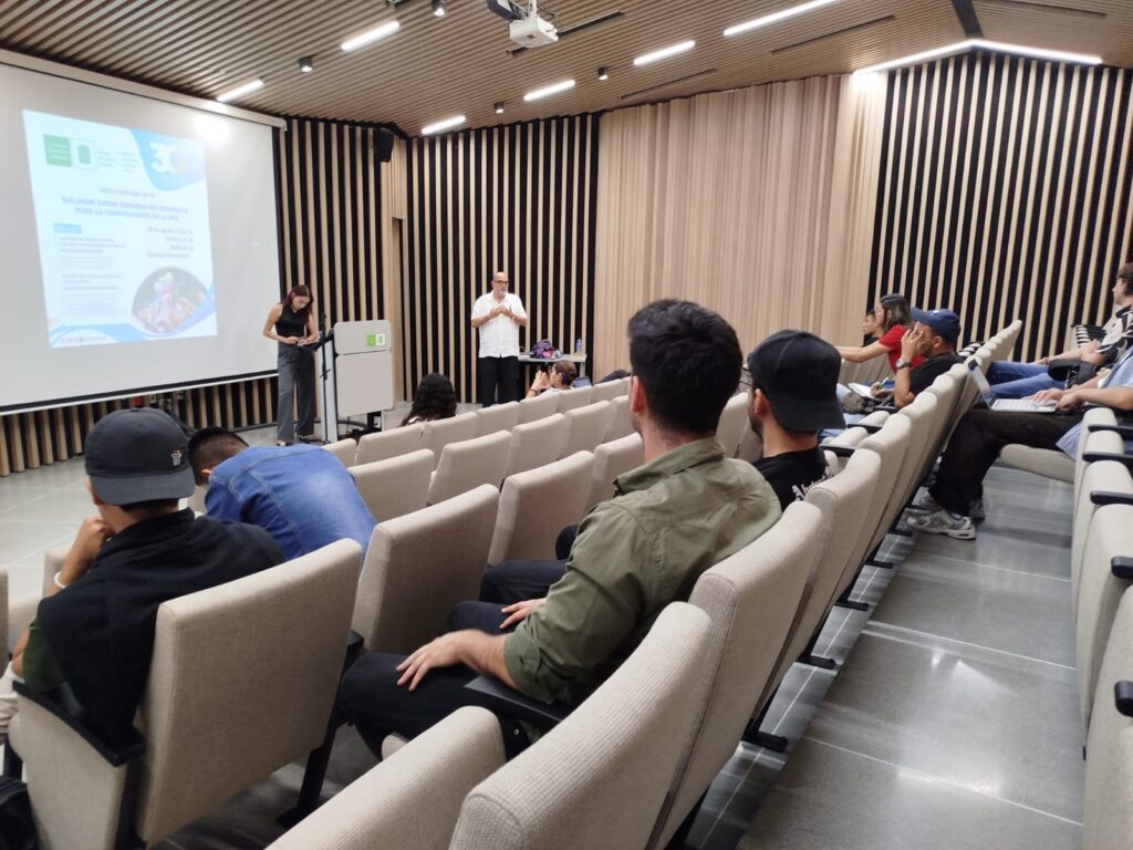 Profesor Javier Alejandro Acevedo, director Escuela de Derecho y Ciencia Política UIS.