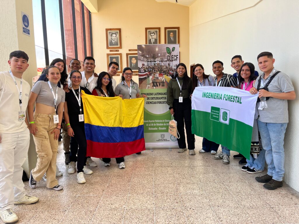 Delegation from the UIS Malaga Campus of the Forestry Engineering program at the Latin American Congress of Forestry Sciences.