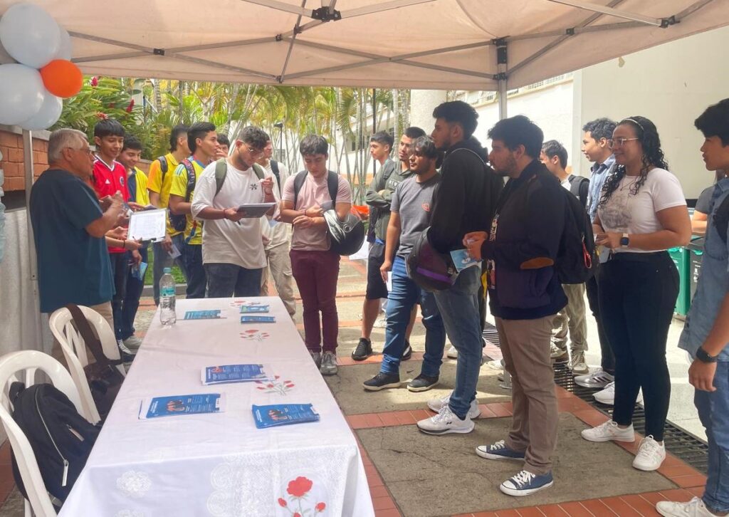 Estudiantes de la Sede UIS Socorro se sumaron a la conmemoración del Día Mundial de la Salud Mental