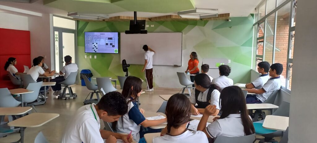 Facilities of the Universidad Industrial de Santander, where eighth and ninth grade students participate in the XXIV Meeting of Students of the Mathematical Calendar 2024. 