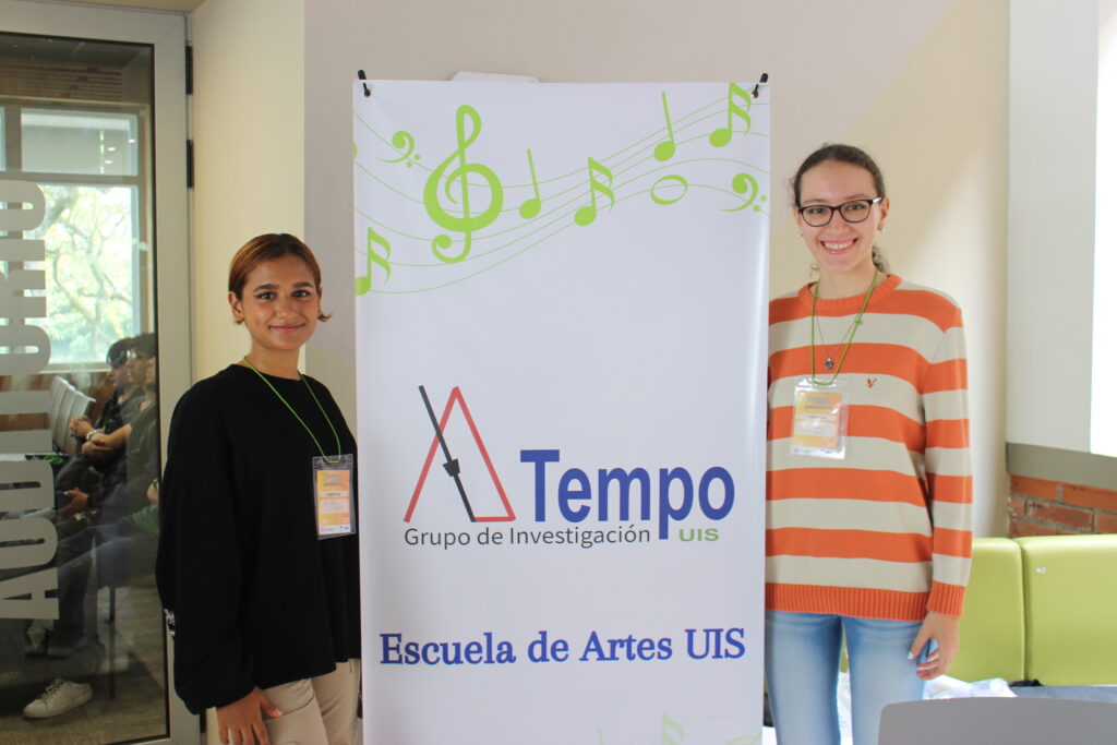 Students Ana María Arrieta and Paula Mantilla participated in the V Encuentro de Investigación en Música UIS. 