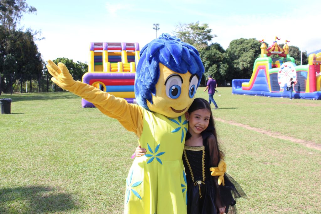 Estadio de Softbol en la celebración del Día de los Niños 2024