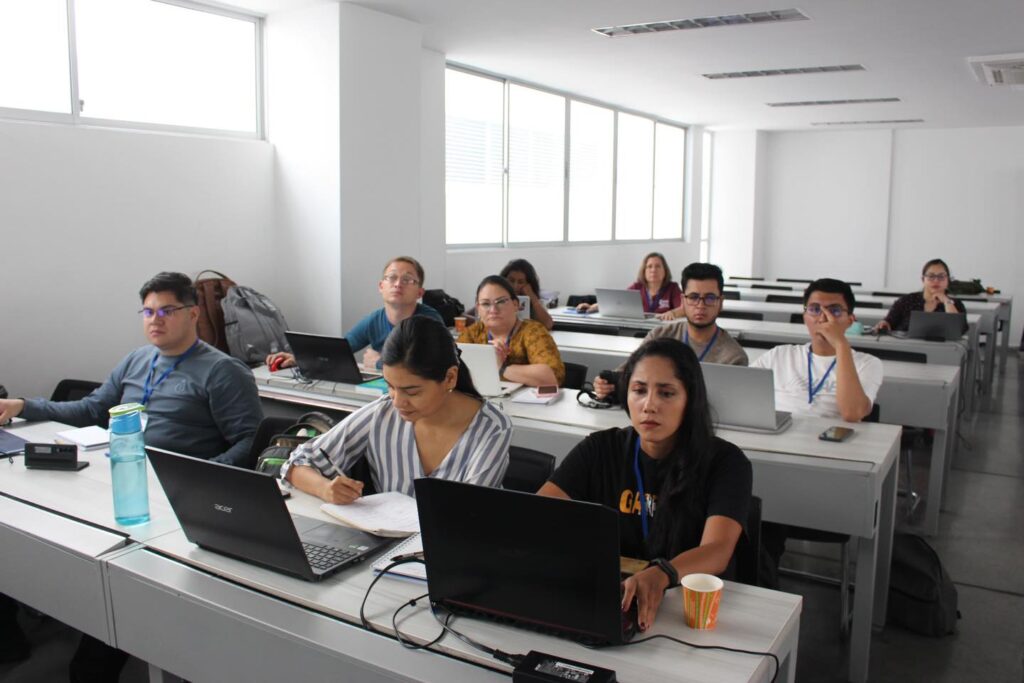 Attendees at the Industrial Materials Training Workshop at UIS