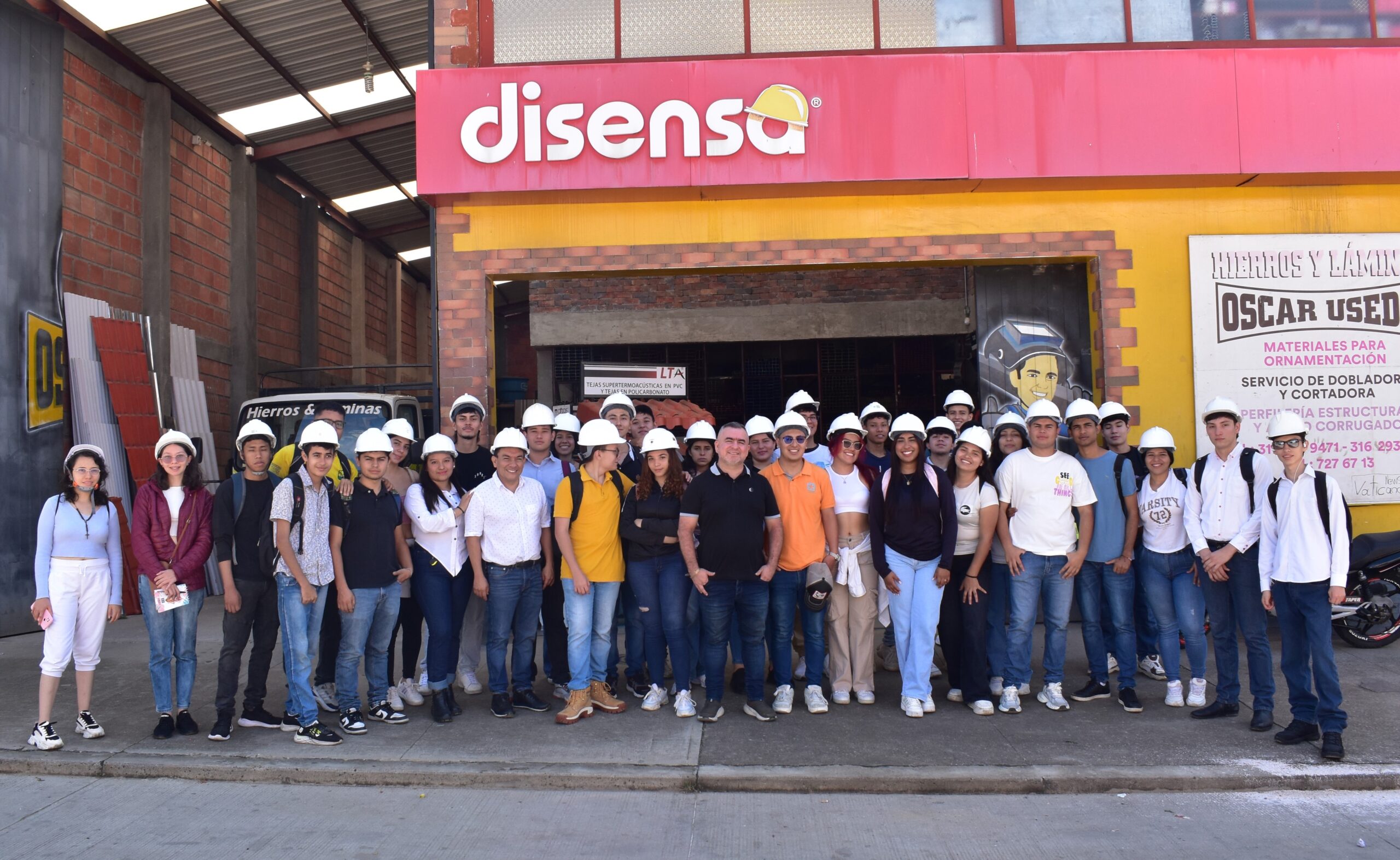 Estudiantes de Ingeniería de la Construcción de la UIS Socorro en visita académica