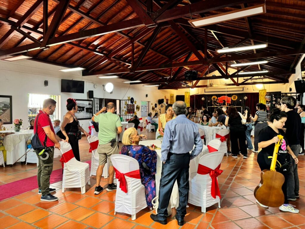 Actores grabando en Casona La Perla de la UIS.