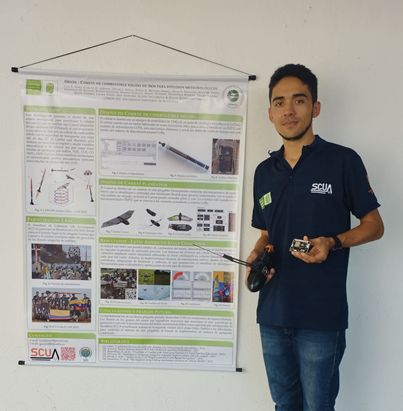 Estudiante UIS, Luis Fernando Niño, durante su participación en evento de semilleros de investigación de la RedCOLSI. 