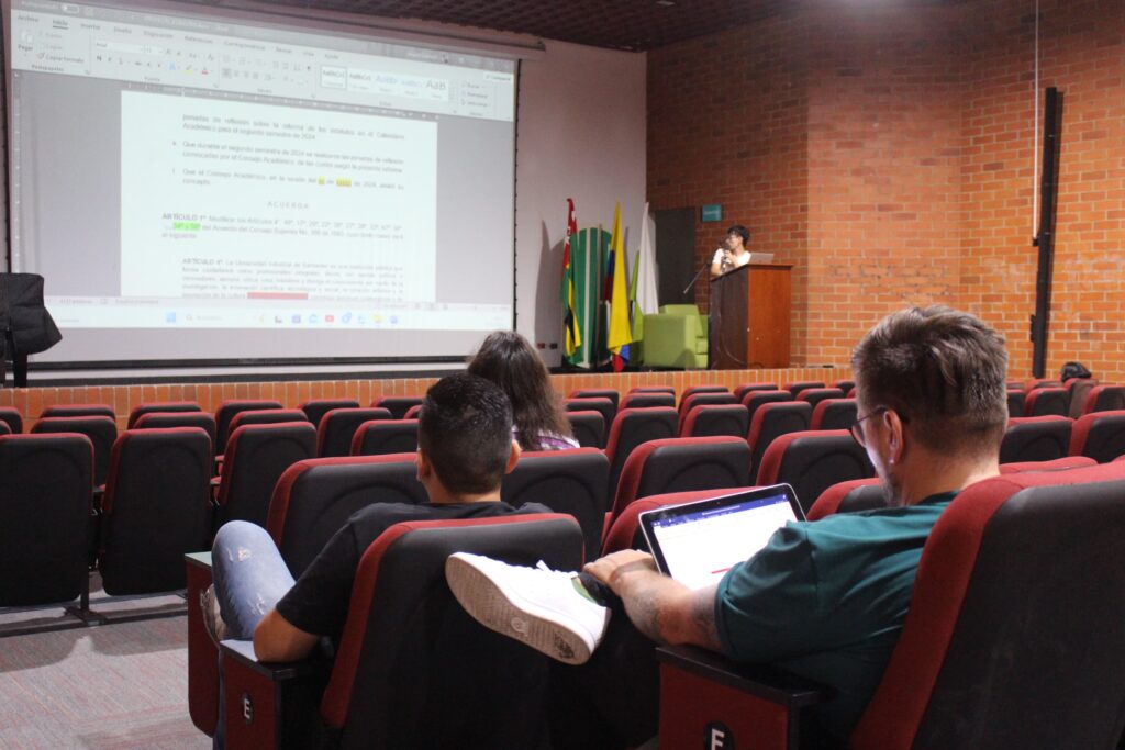 Ágora de la UIS en la séptima jornada de reforma al estatuto general. 