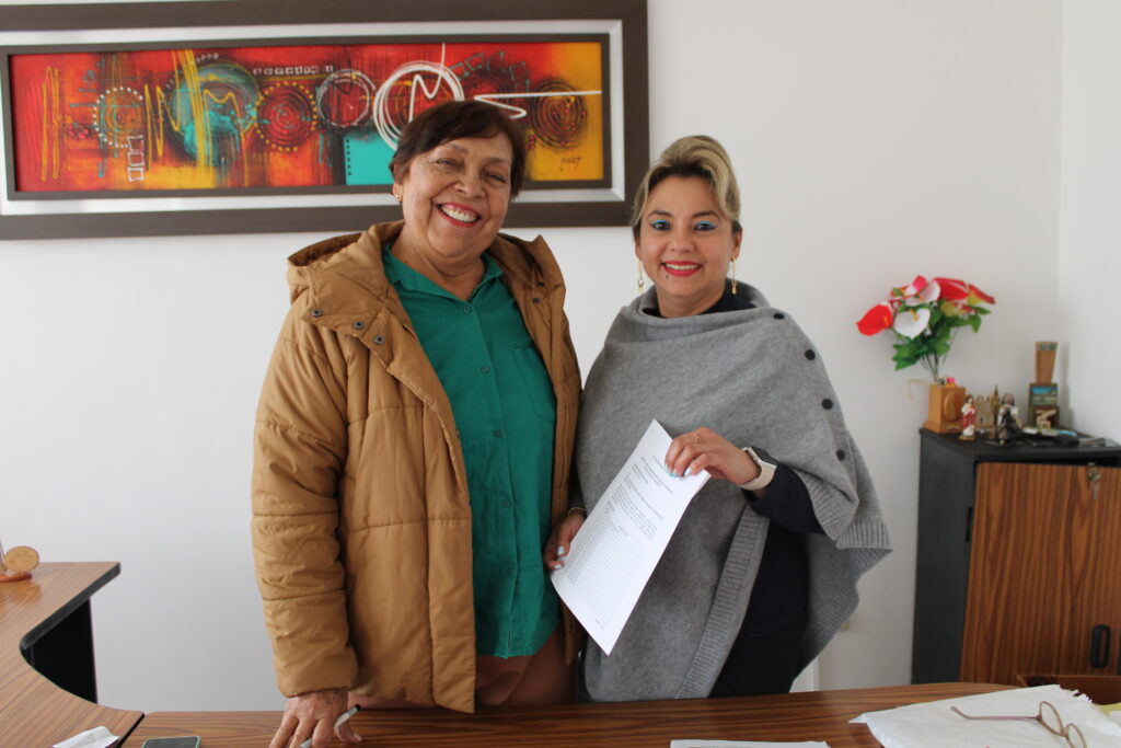 Deicy Delgado, coordinadora de Sede UIS Málaga y Ligia Rodríguez, rectora del colegio Politécnico