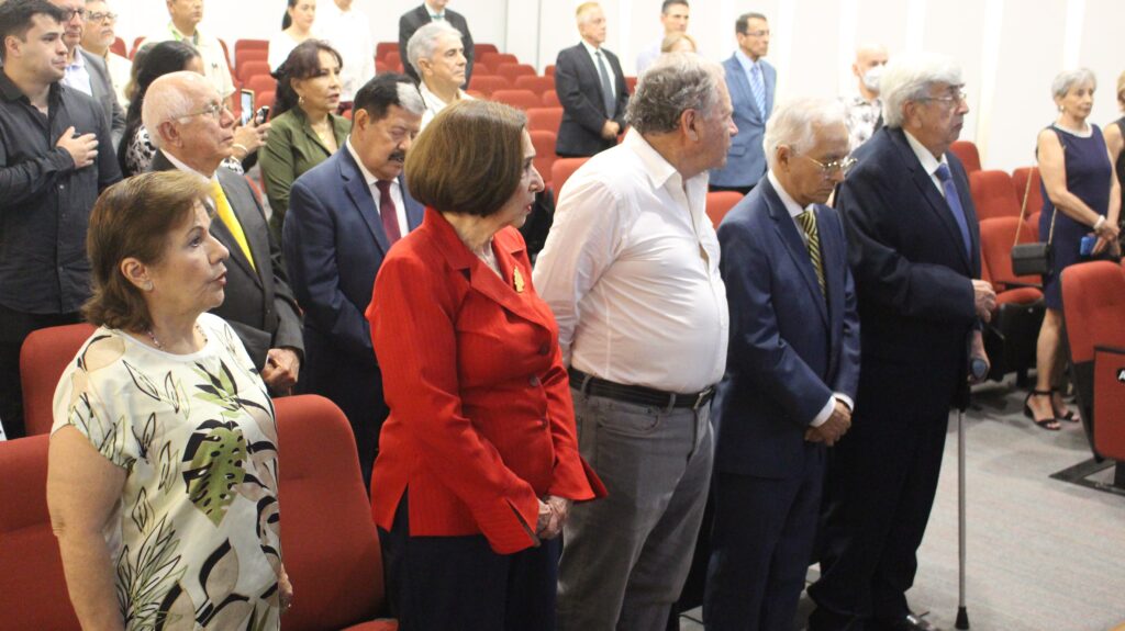 Participantes del Encuentro de Egresados Programa de Medicina UIS. 