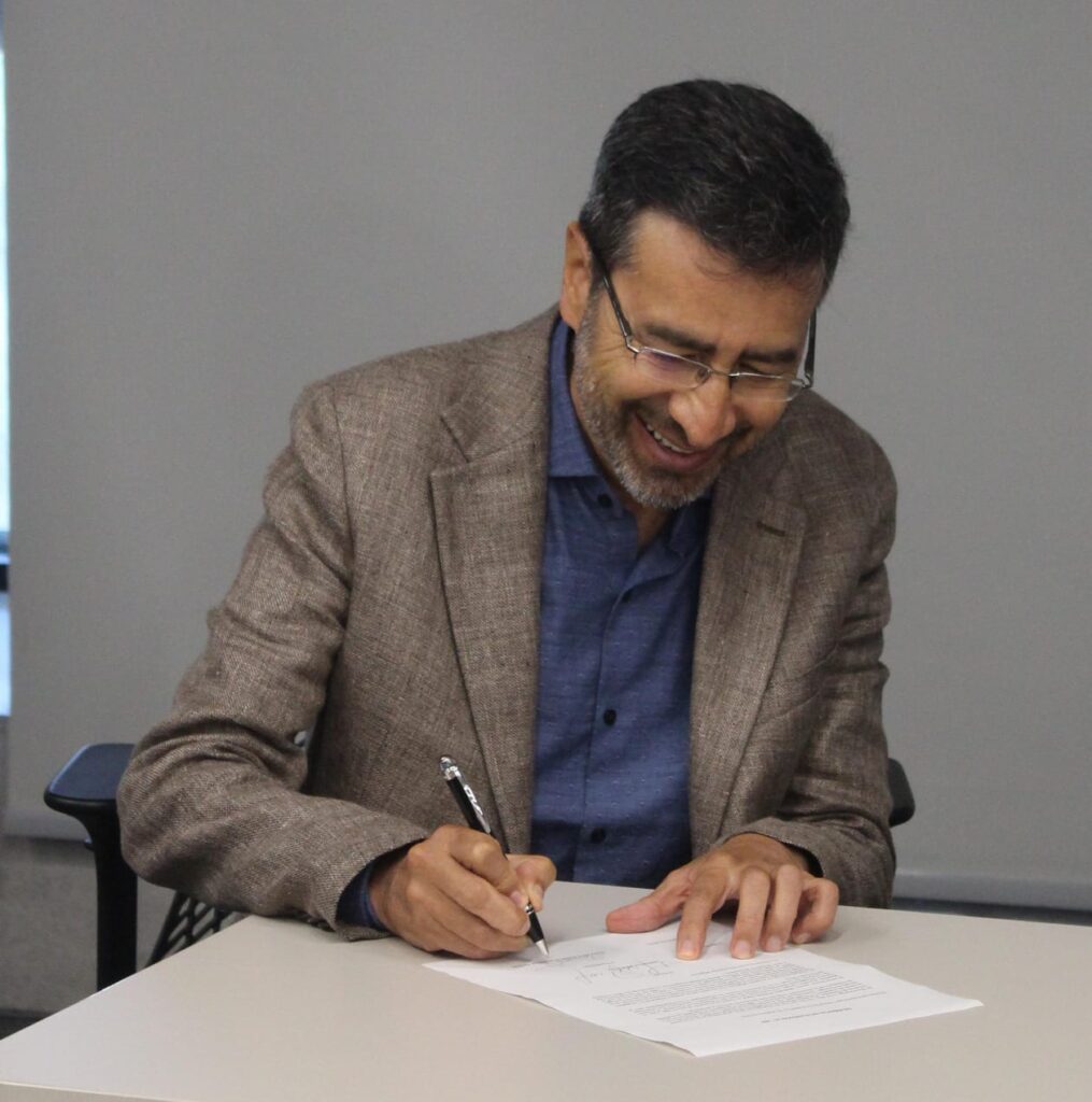 Image showing Francisco Alberto Velandia Patiño, new director of the School of Geology.