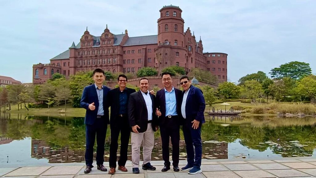 Visita de equipo UIS en China 2