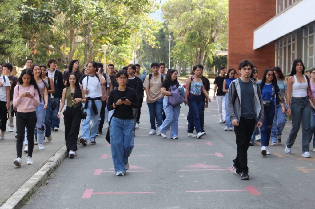 Imagen que muestra el recorrido de los nuevos estudiantes