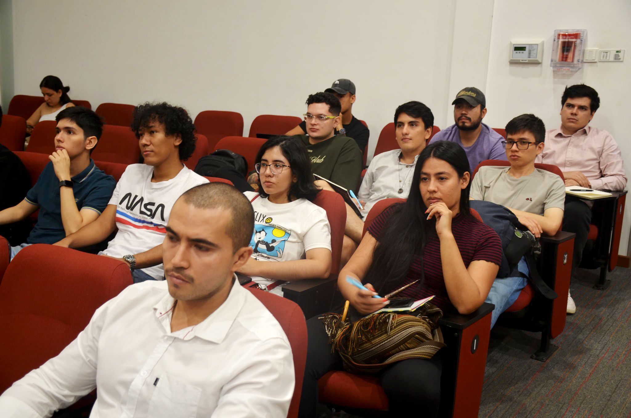 Estudiantes de posgrados en una jornada de bienvenida a la UIS