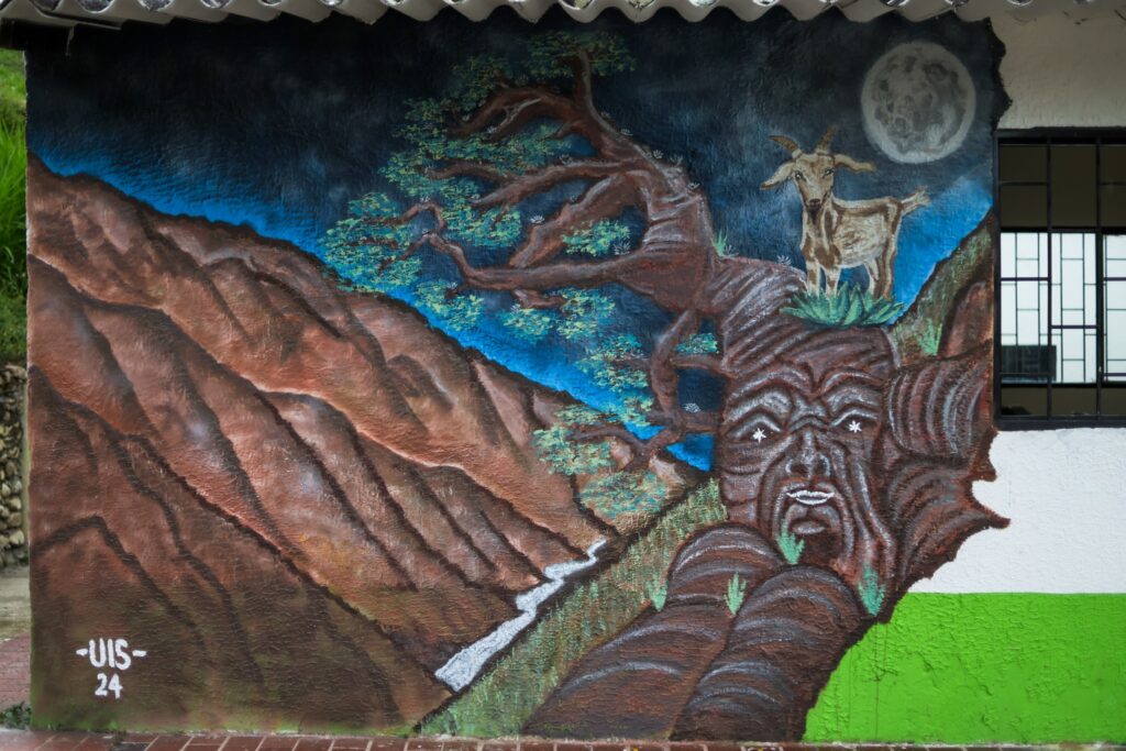 Mural "Al borde de la montaña"