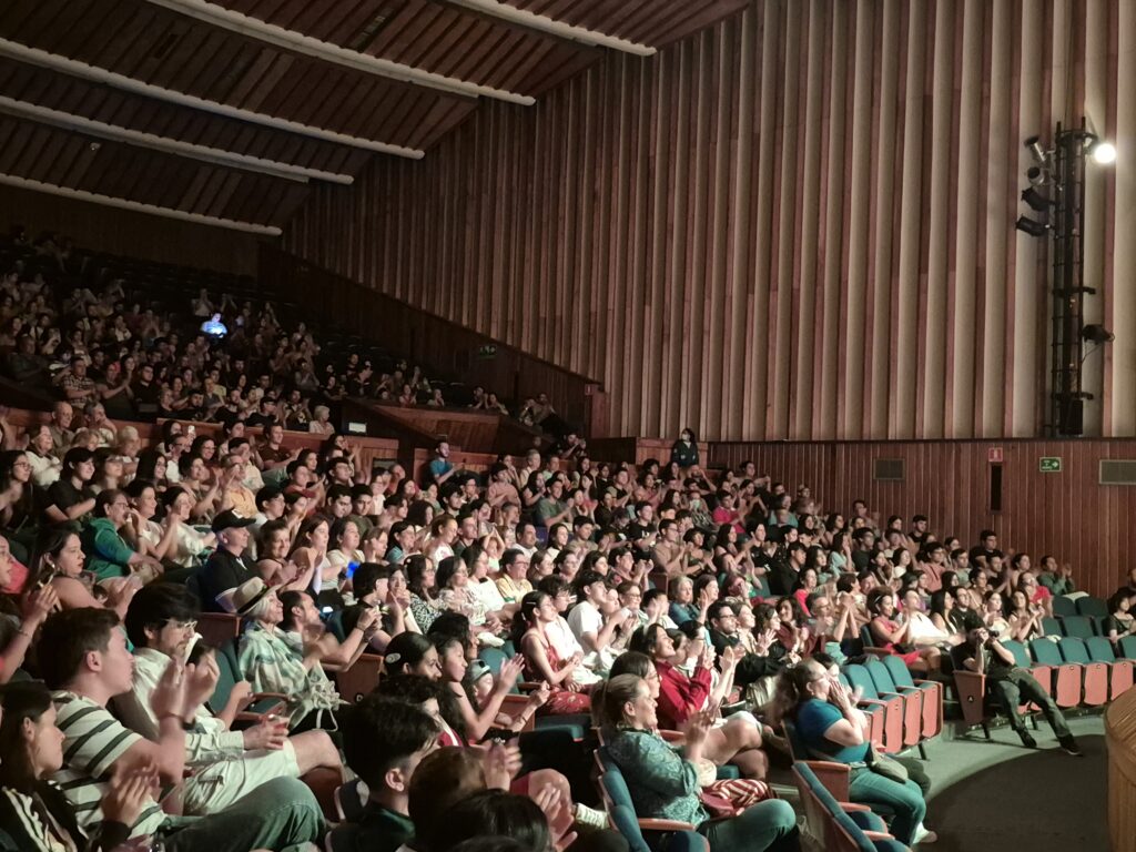 Público en el auditorio