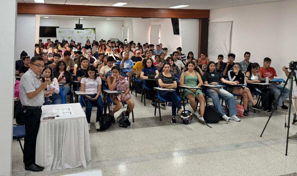 Estudiantes de la Sede UIS Socorro participaron del foro de los comités