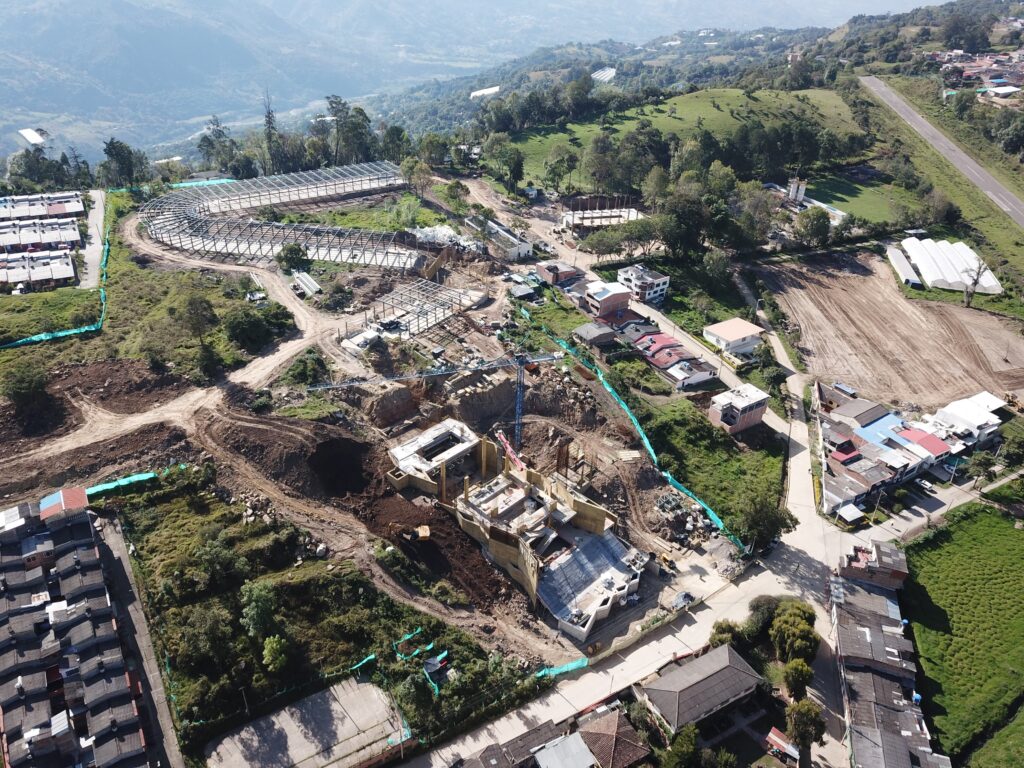 Imagen en dron de la obra que se adelanta en la nueva sede del campus de Málaga