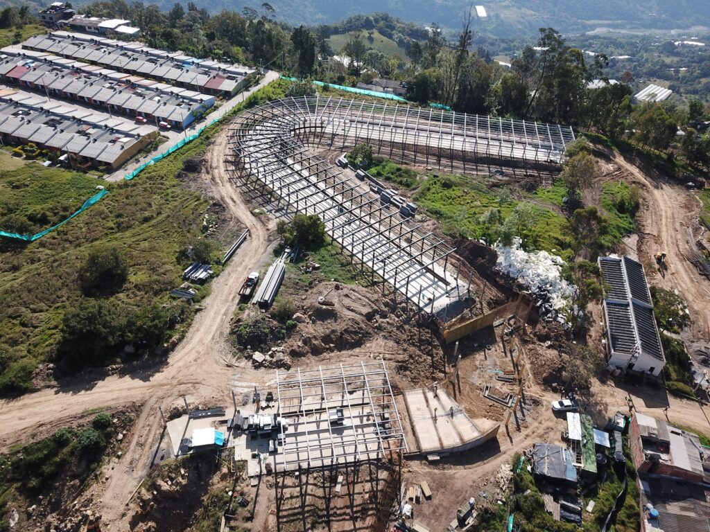 Imagen elevada de la ejecución de la obra en el Parque Universitario de la Sede UIS Málaga