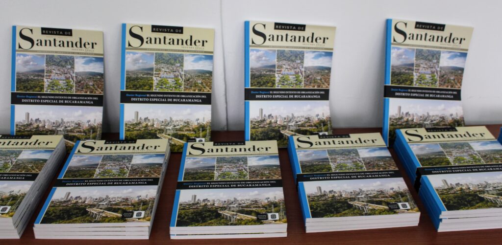 Ejemplares del número 20 de la Revista de Santander. 