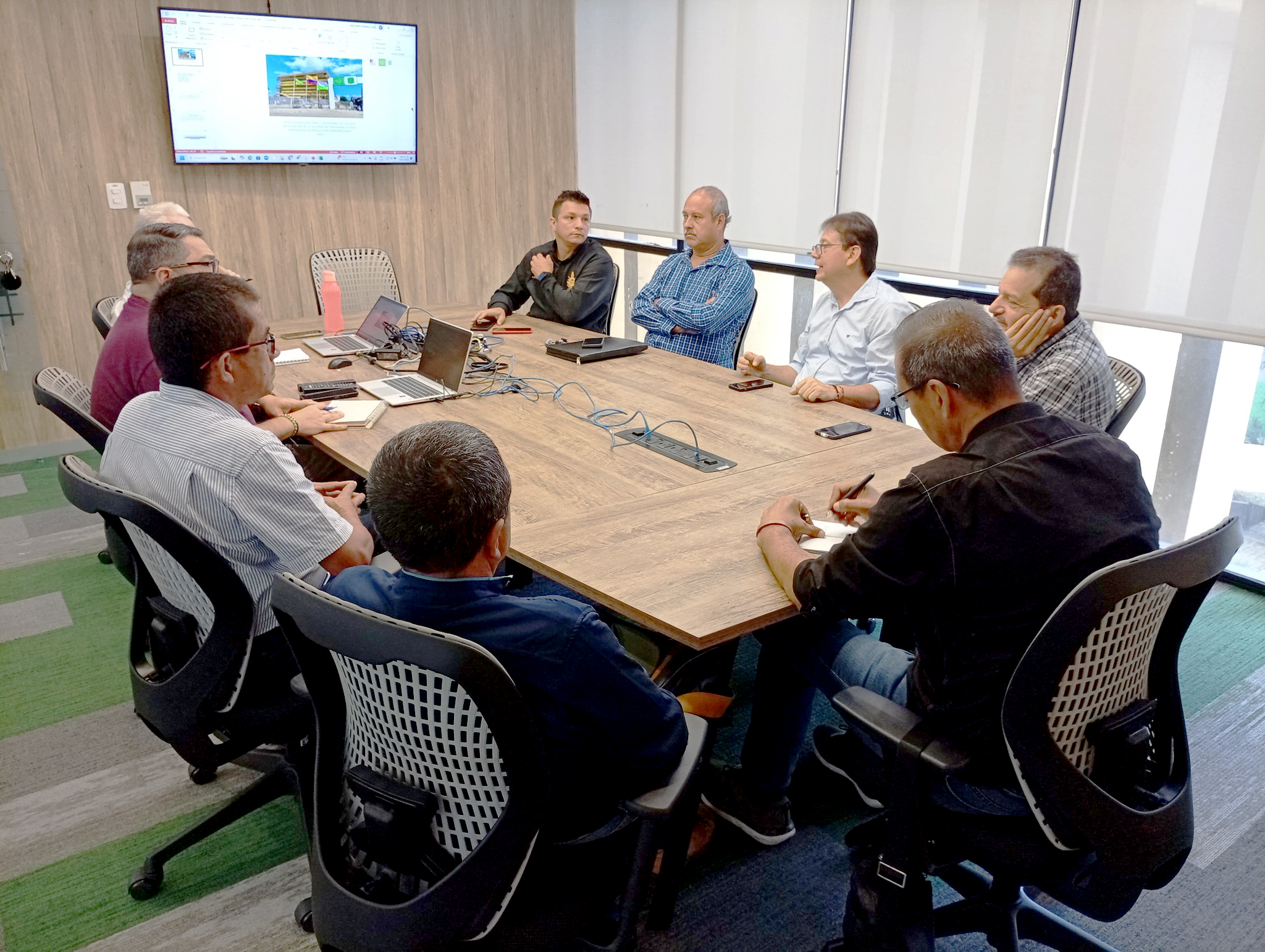 Reunión entre IPRED – UIS y líderes de Lebrija, Santander 2025