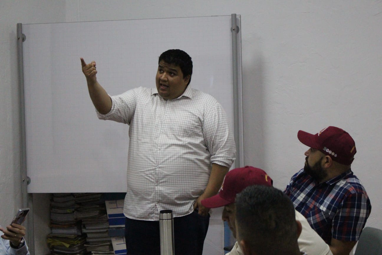 Imagen que muestra a Mario Betancurt Pinzón.