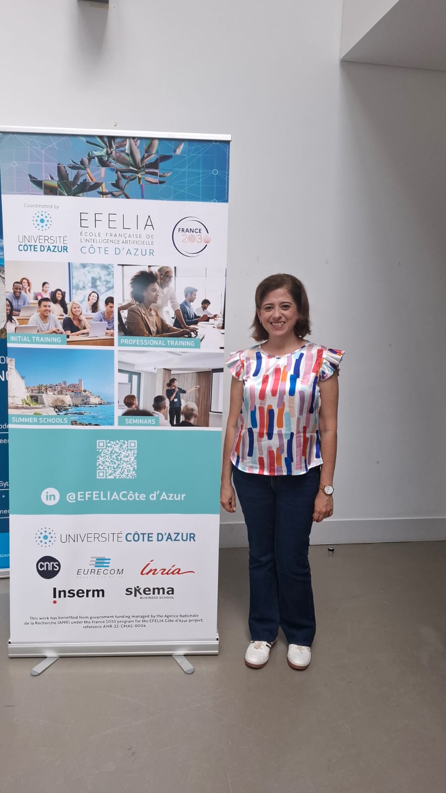Profesora UIS participando en el Deep Learning School 2025