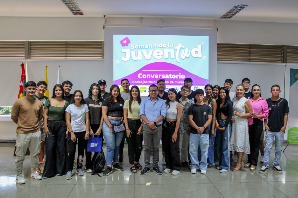 Jóvenes participantes de la semana de la Juventud