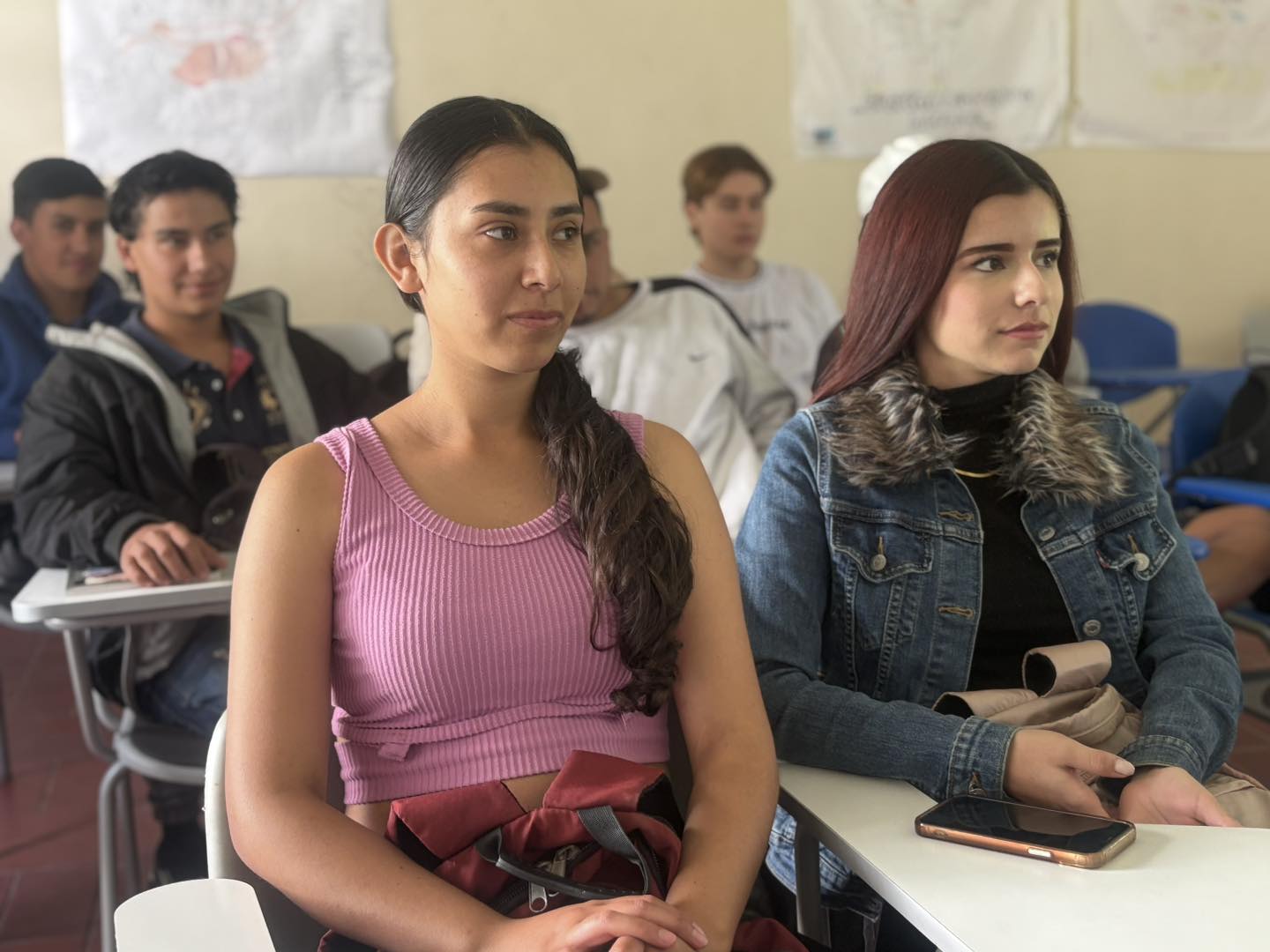 Estudiantes retomando inicio de clases