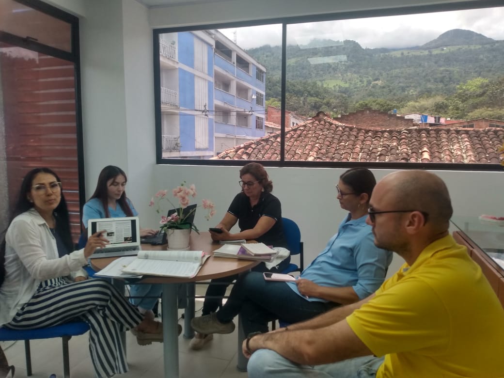 Reunión de la jornada de asistencia técnica a la Alcaldía Municipal de San Vicente de Chucurí