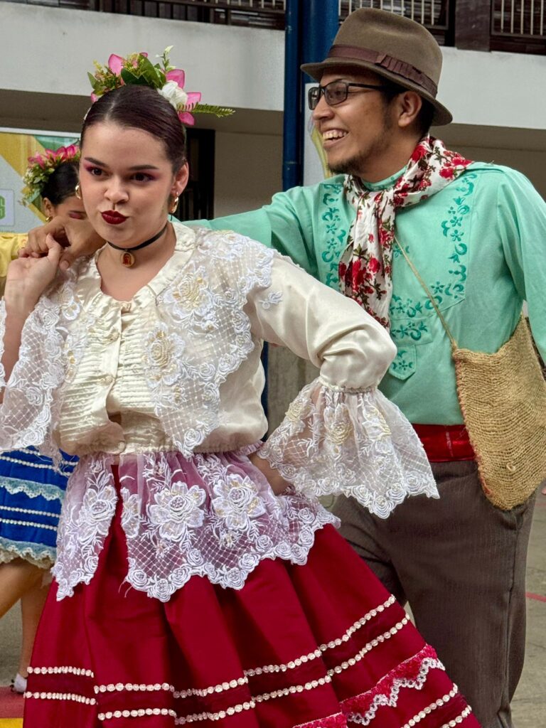 Danzas UIS en el municipio de Durania