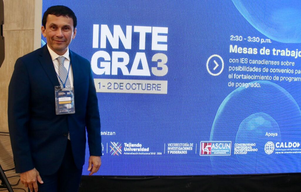 Vicerrector de Investigación y Extensión en encuentro nacional