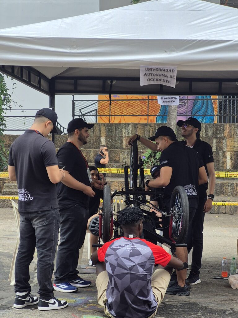 En los talleres improvisados