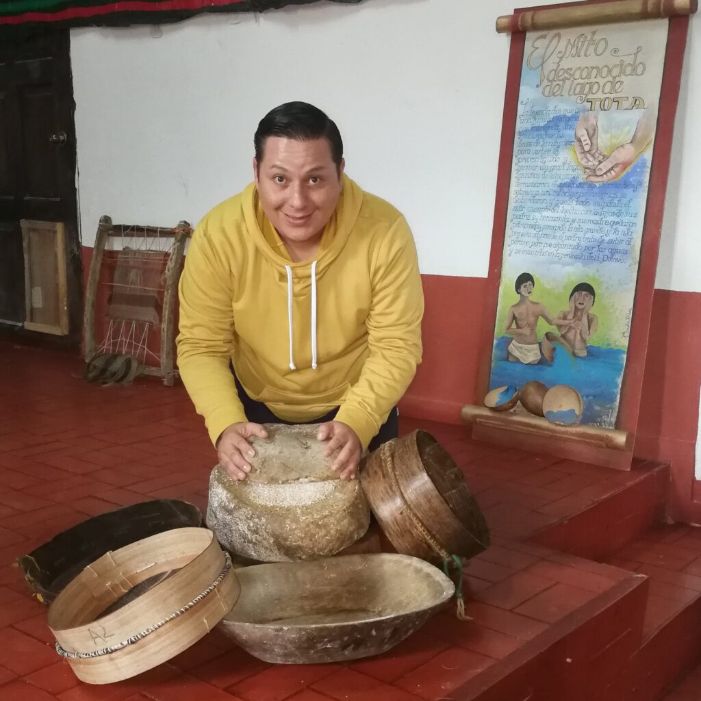 
Walter Puentes Sandoval, el artista plástico del IPRED 