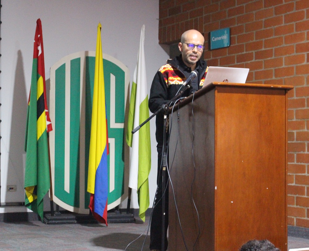 Decano Luis Fernando Arévalo