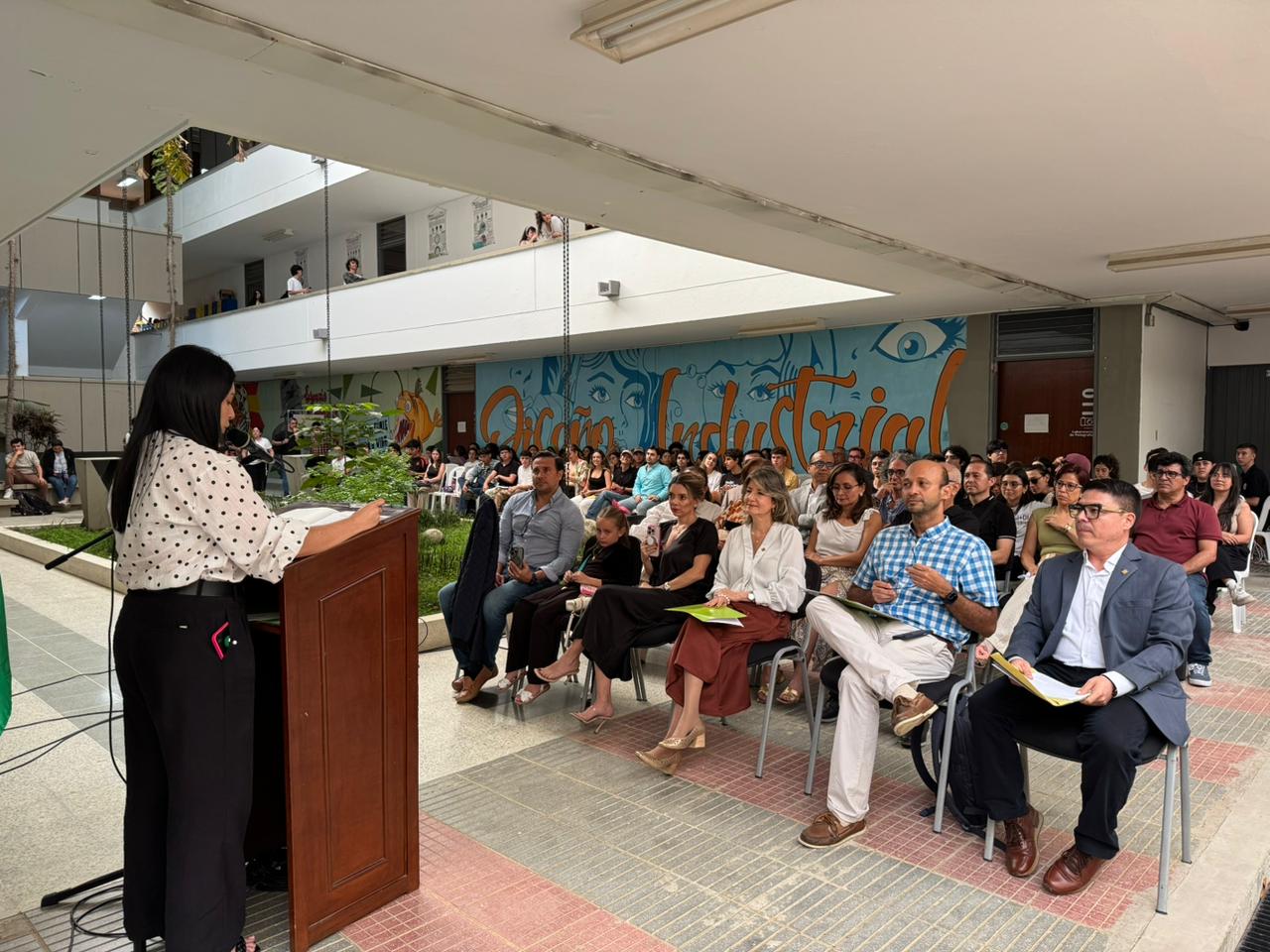 Imagen del acto institucional