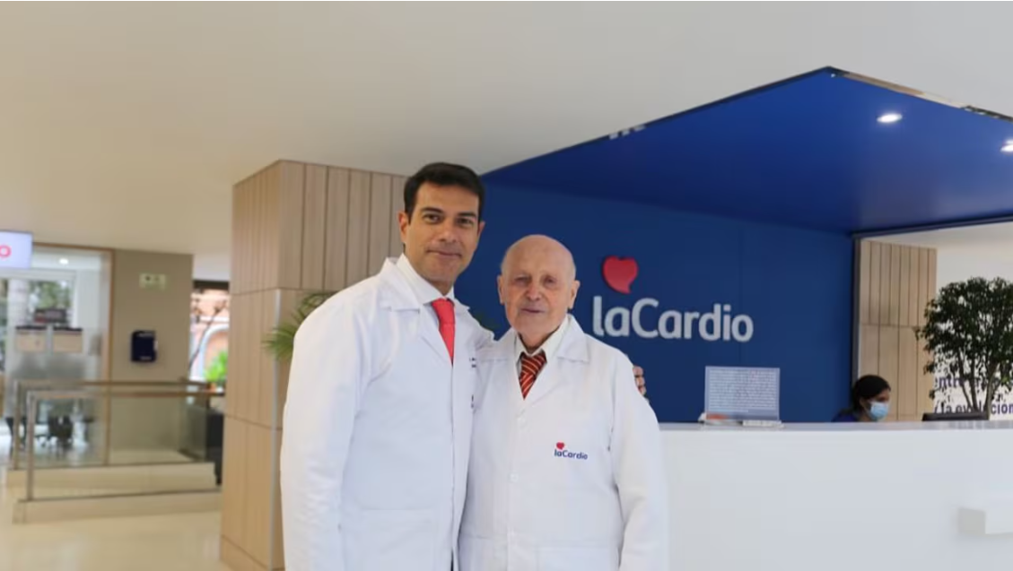 Dr. Fernández. Egresado UIS