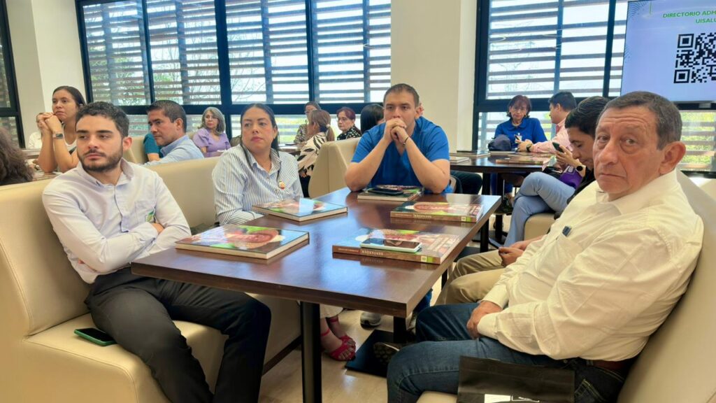 Asistentes a la jornada de socialización y fortalecimiento con la red de prestadores.