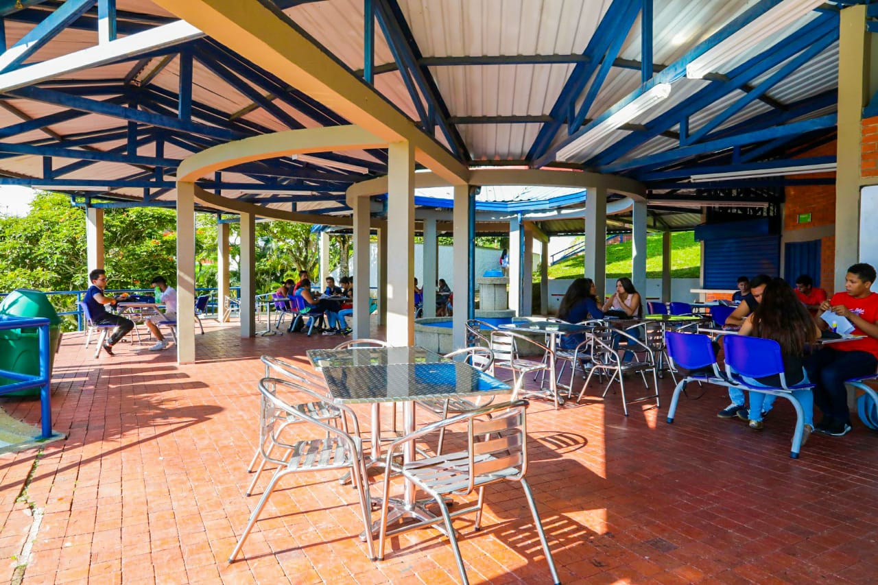 cafeterías en los campus Convento